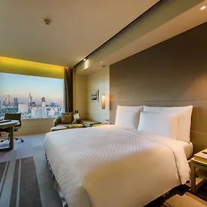 5* Отель Nikko Saigon