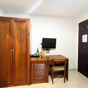 3* Отель The Alley Saigon